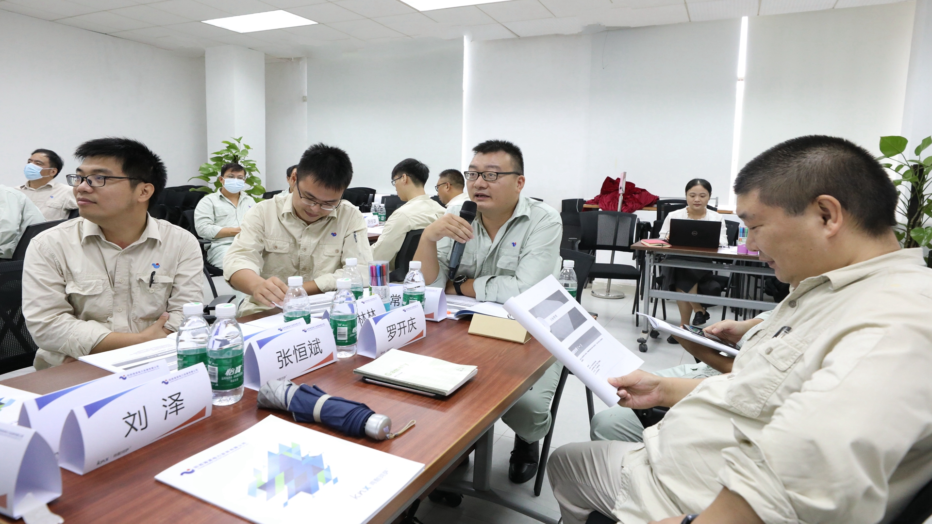 1Y7A4833.JPG 1Y7A4833.JPG